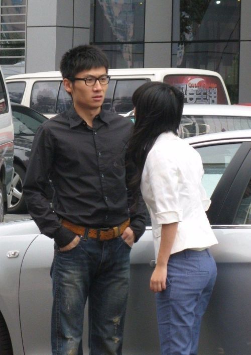王宝伦与互联网早期3P现象的深度探索与反思